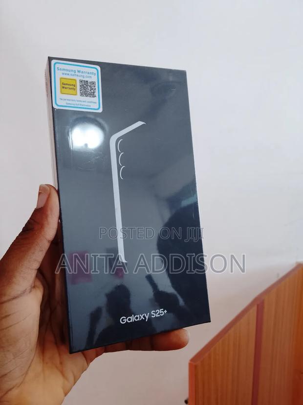 New Samsung Galaxy S25+ 256 GB Black · Photo 1