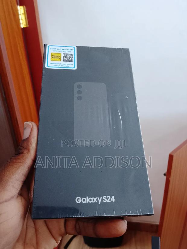 New Samsung Galaxy S24 128 GB Black · Photo 4