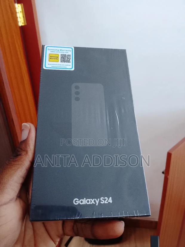 New Samsung Galaxy S24 128 GB Black · Photo 1