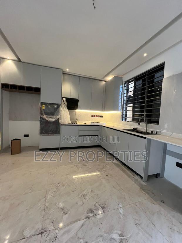 2bdrm Duplex in Ashaley Botwe for rent · Photo 4