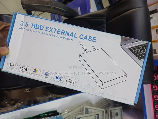 Desktop Hard Drive 3.0/2.0 Enclosure or Case · Photo 1