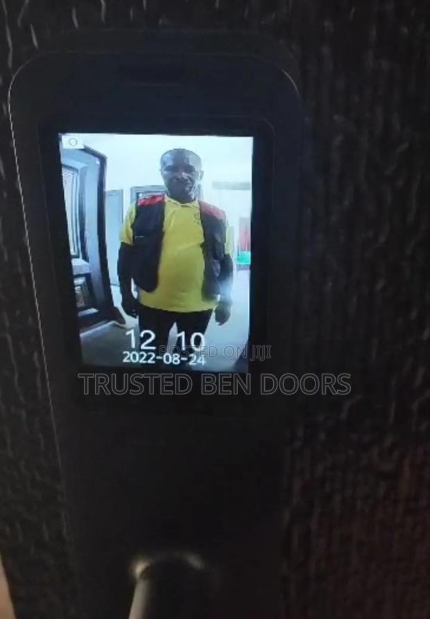 Paladin Turkey Biometric Smart Lock For Wooden Doors [Video Camera] · Photo 1