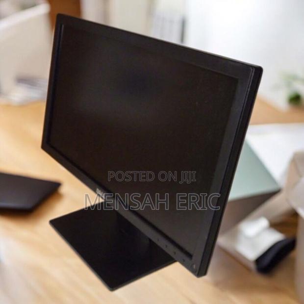 20 Inch Dell Ips Monitor · Photo 3