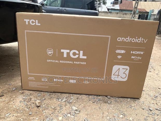 TCL 43” Visionplus Smart Tv · Photo 2