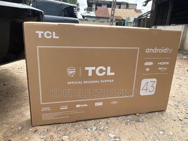 TCL 43” Purescreen Smart Television · Photo 1