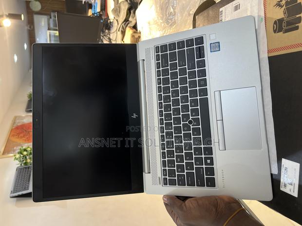 New Laptop HP EliteBook 830 G6 8GB Intel Core I5 SSD 256GB · Photo 2