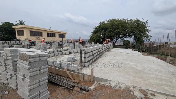 Innovative Building Construction · Photo 1
