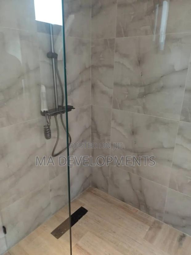 5bdrm House in Madev Realty, Kwabenya for sale · Photo 6