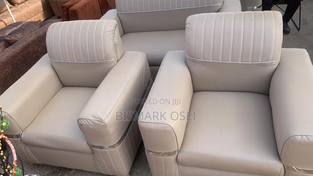 A Comfortable Sofa Set · Photo 1
