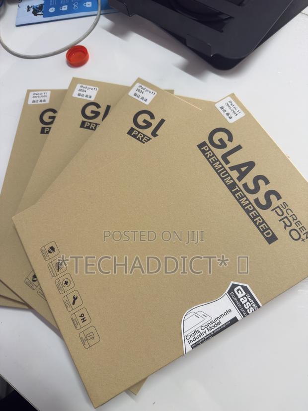 iPad Screen Protectors · Photo 2