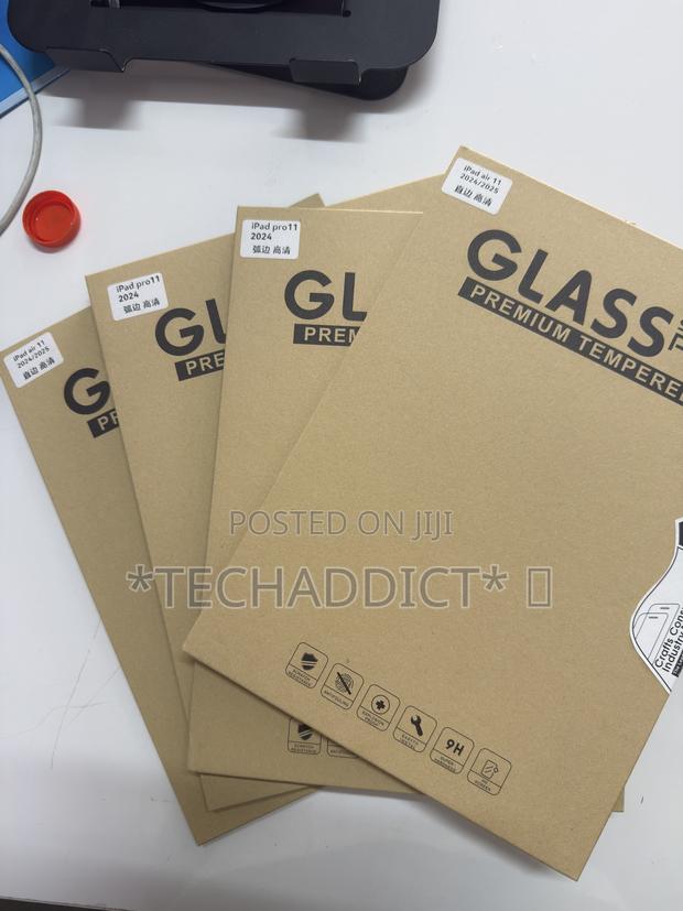 iPad Screen Protectors · Photo 3