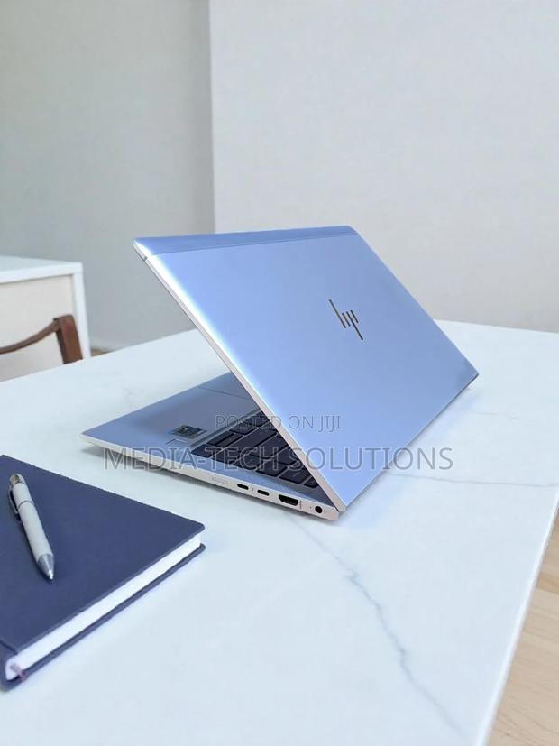 Laptop HP EliteBook 840 G8 16GB Intel Core i7 SSD 512GB · Photo 3