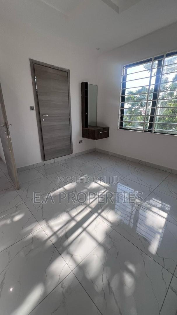 3bdrm House in E A Properties, Lake Side Estate for sale · Photo 2