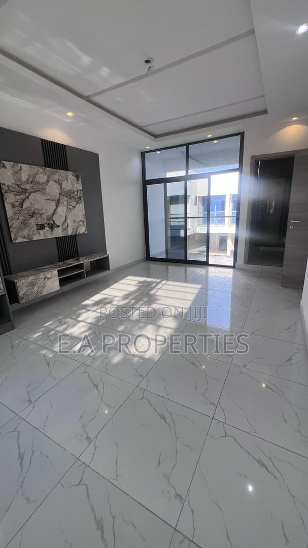 3bdrm House in E A Properties, Lake Side Estate for sale · Photo 3