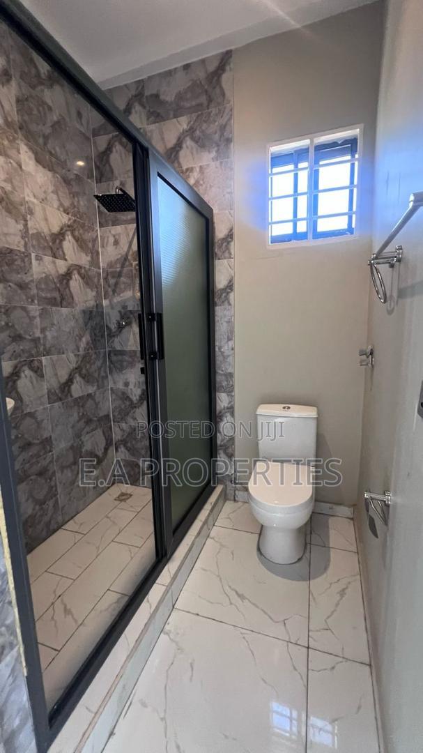 3bdrm House in E A Properties, Lake Side Estate for sale · Photo 7