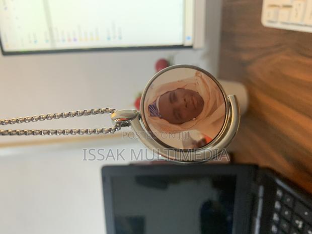 Customize Pendant Necklace · Photo 2