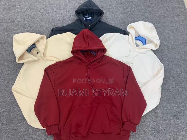 Plain Hoodies · Photo 1