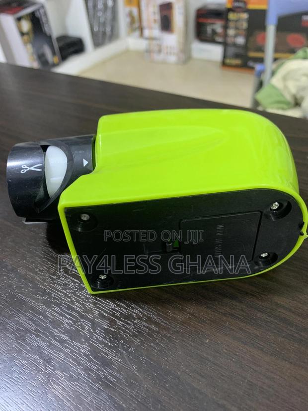 Automatic Knife Sharpener · Photo 4