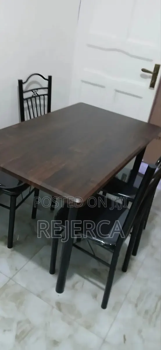 Brand New Dinning Set · Photo 1