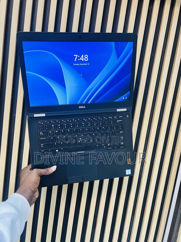 Laptop Dell Latitude 14 E5470 8GB Intel Core I5 SSD 256GB · Photo 3