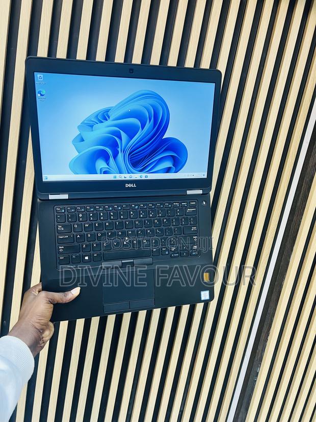 Laptop Dell Latitude 14 E5470 8GB Intel Core I5 SSD 256GB · Photo 6