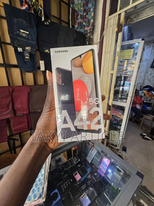 New Samsung Galaxy A42 5G 128 GB Black · Photo 2