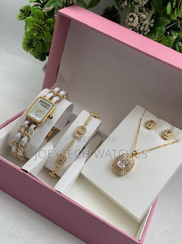 Chanel Designer Ladies Watch Set · Photo 3