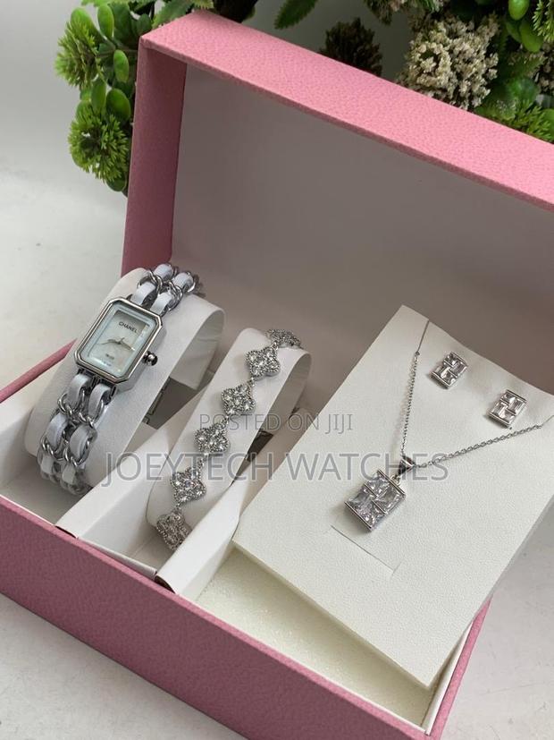 Chanel Designer Ladies Watch Set · Photo 4