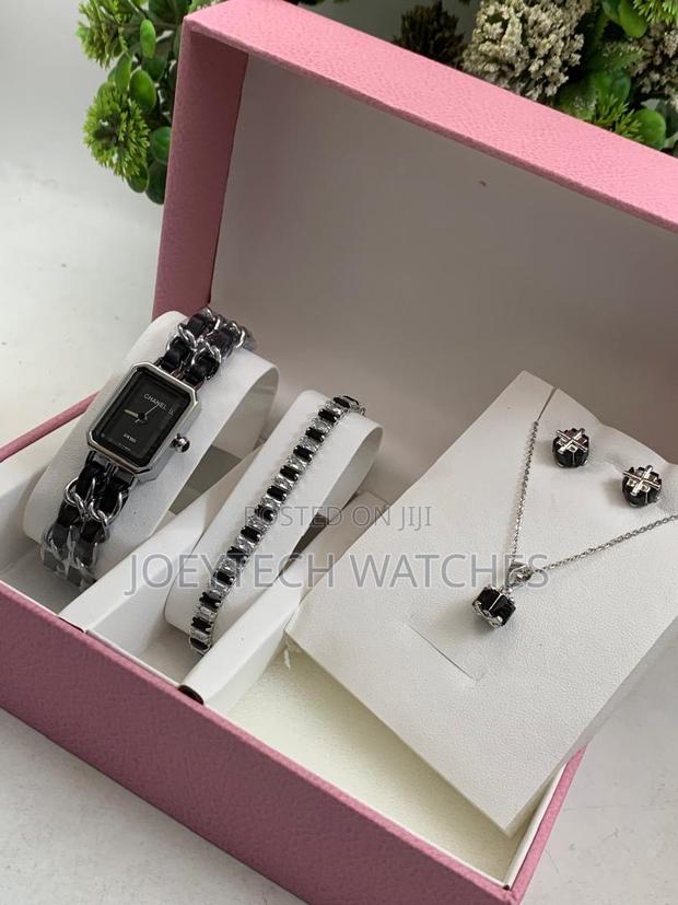 Chanel Designer Ladies Watch Set · Photo 1
