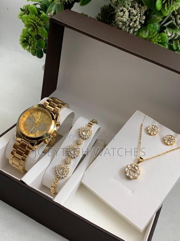 Michael Kors Designer Watch Set for Ladies · Photo 4