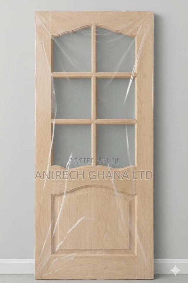 Wooden Door With 6 Panels Glazed Glass · Photo 3