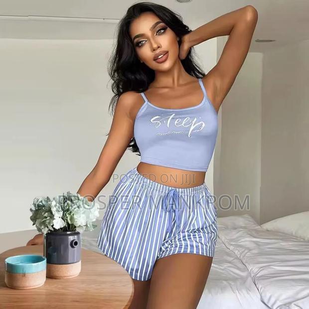 Ladies Romans Wear · Photo 1