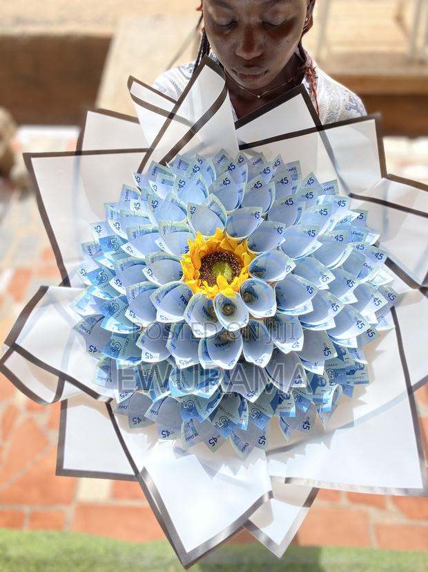 Money Bouquets and Towers · Photo 8