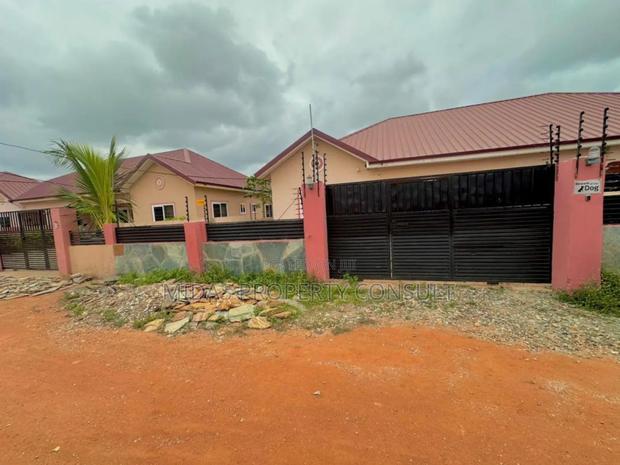 Furnished 2bdrm House in Adom City Estate, Community 25 for sale · Photo 1