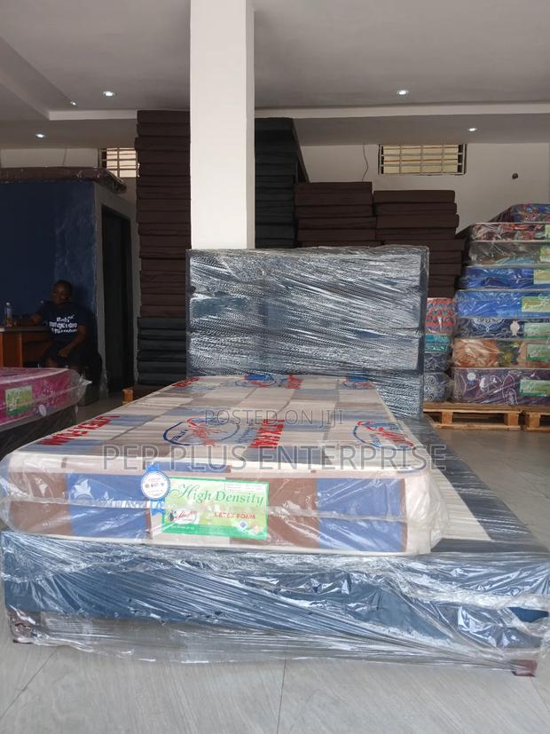 8" High Density One and Half Mattress · Photo 3