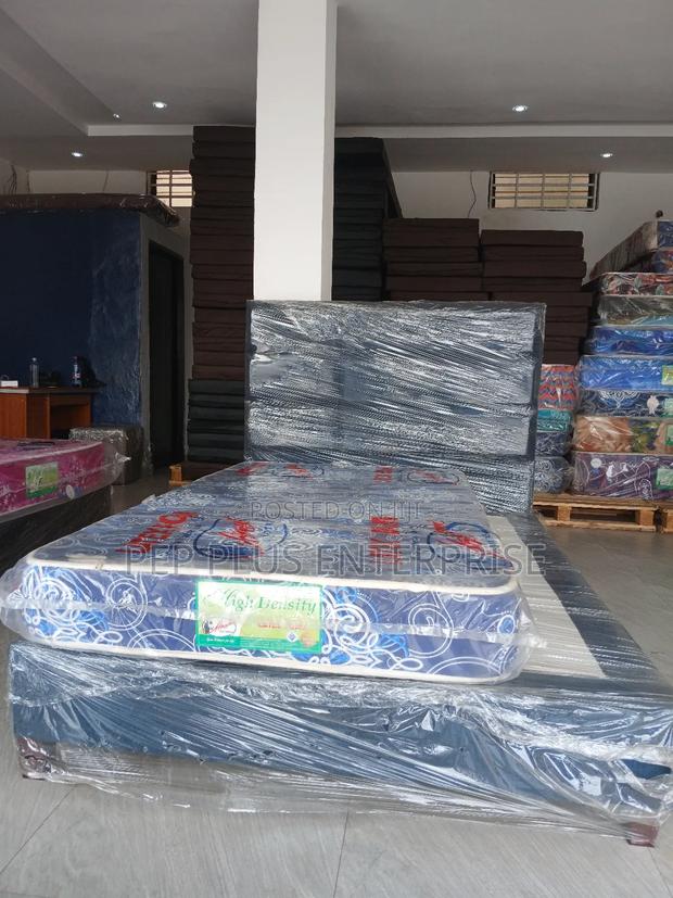 7" High Density One and Half Mattress · Photo 2