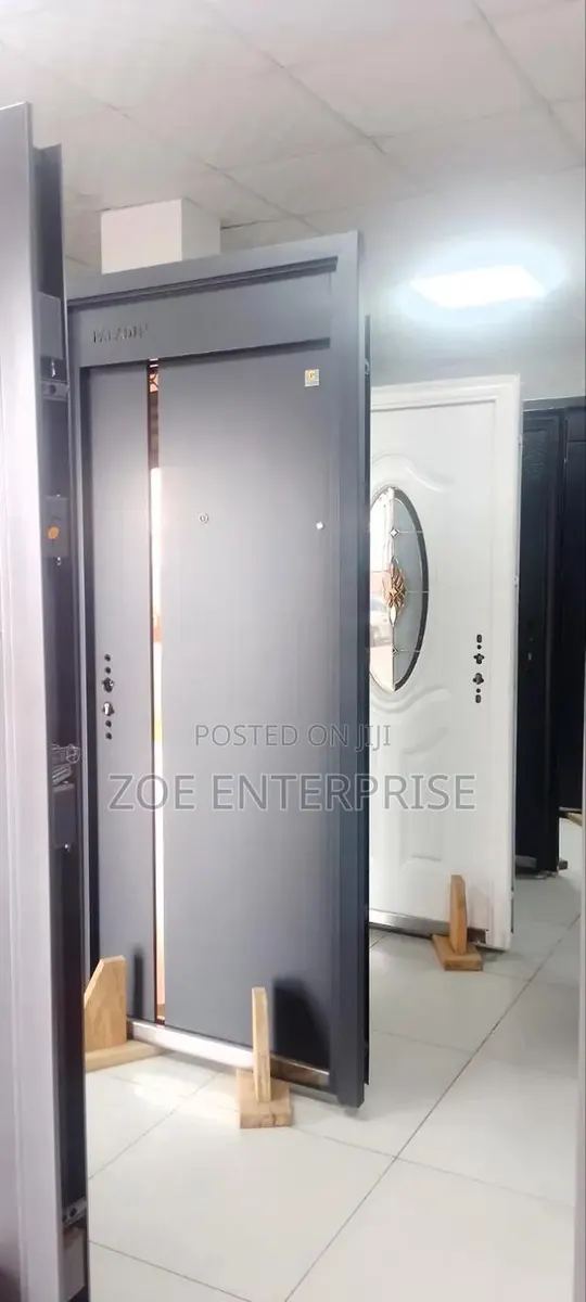 8ft Fanlight Bedrooms Exclusive · Photo 1