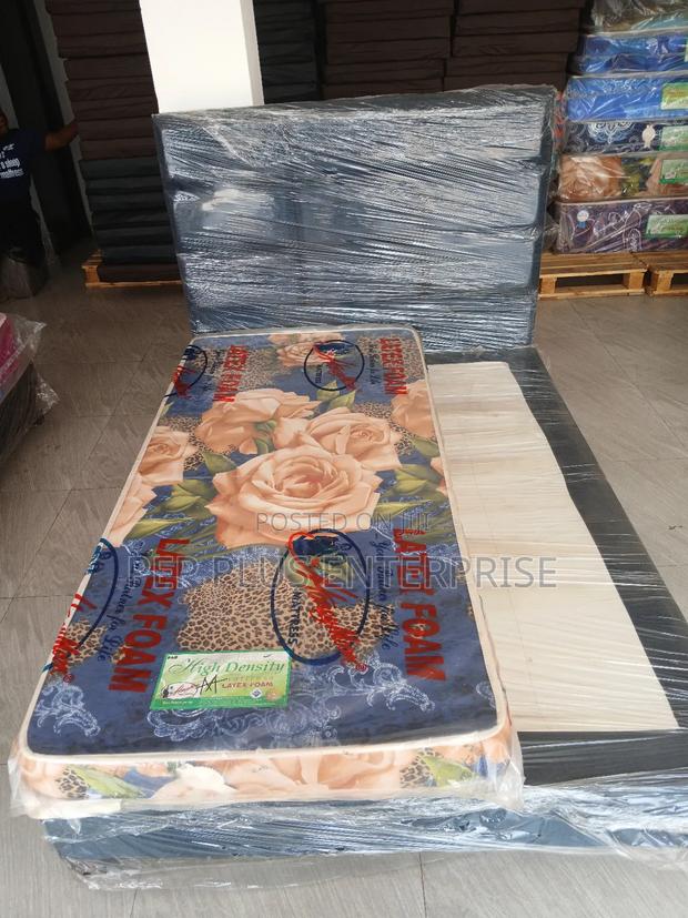 5" High Density Single Size Mattress · Photo 2