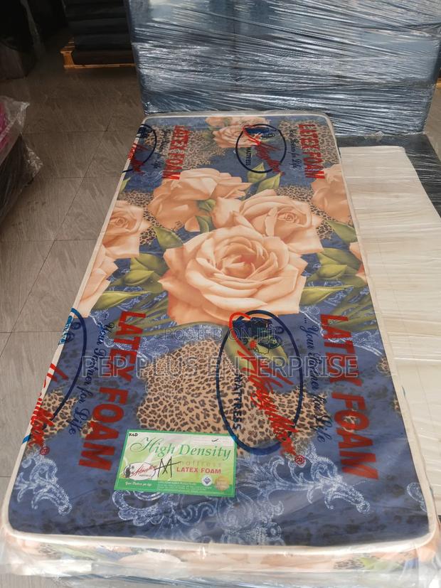 5" High Density Single Size Mattress · Photo 4