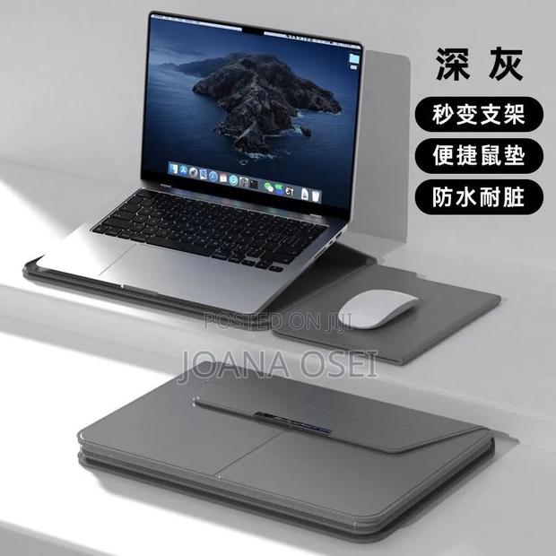 Laptop Bags · Photo 1