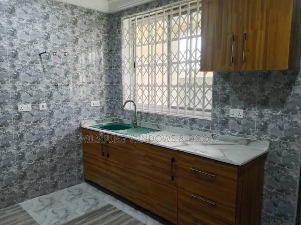 2bdrm Apartment in Aseda Estate, Tema Metropolitan for rent · Photo 6