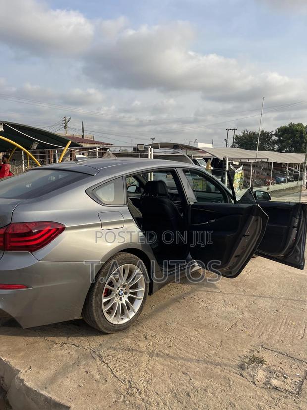BMW 535i 2016 Gray · Photo 6
