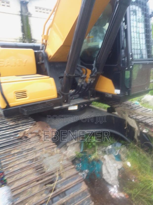 Excavator for Sale · Photo 2