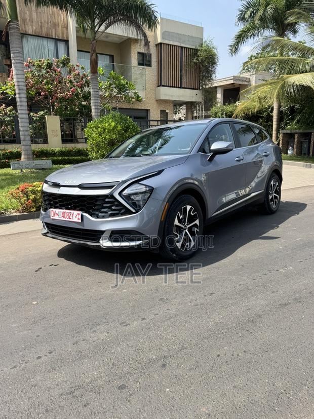 Kia Sportage EX 2023 Gray · Photo 8