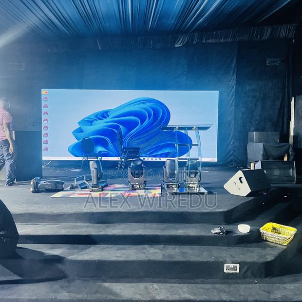 Led Screen Indoors and Outdoor · Photo 3