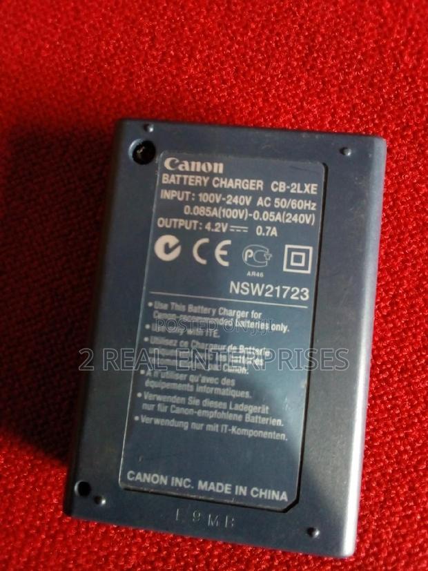 Canon Camera Battery Charger Cb-2lxe · Photo 2