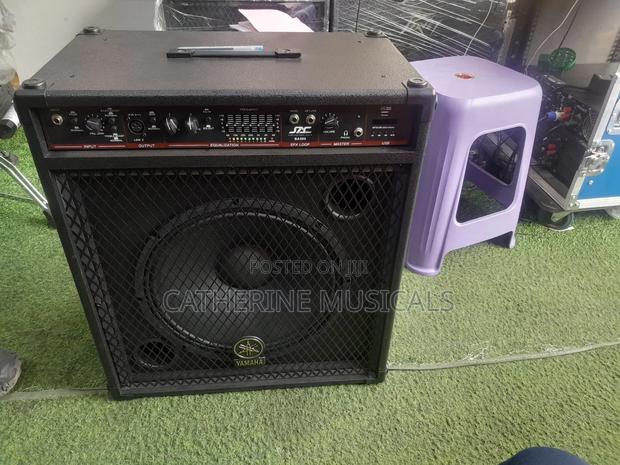 Yamaha Bass Combo · Photo 1