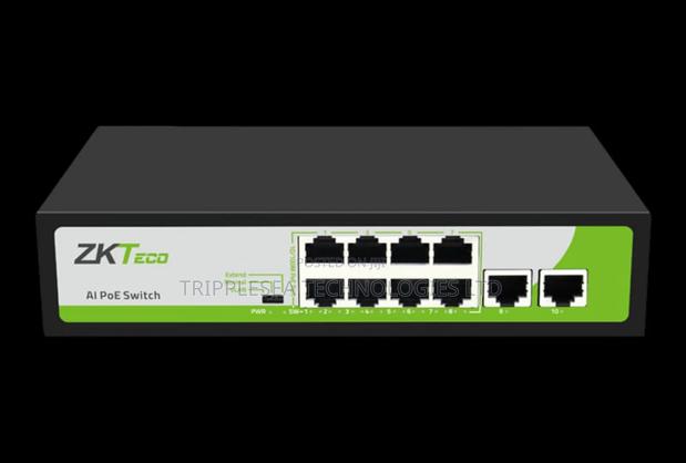 Pe082-120-C 8port Poe Switch · Photo 1