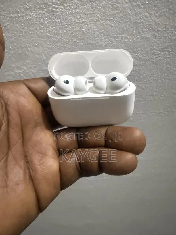 Apple AirPod 3 Pro · Photo 1