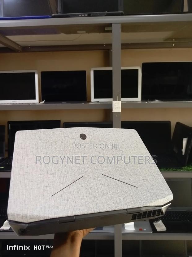 Laptop Alienware M15 r3 16GB Intel Core i7 SSD 256GB · Photo 3